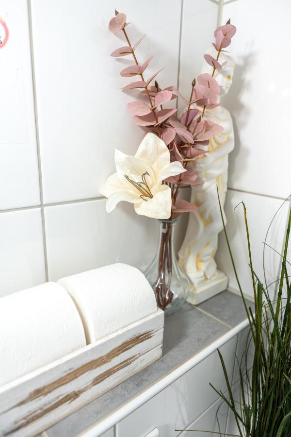 #2 Grosses Zimmer Mit Pool Und Garten Memmingen Buitenkant foto